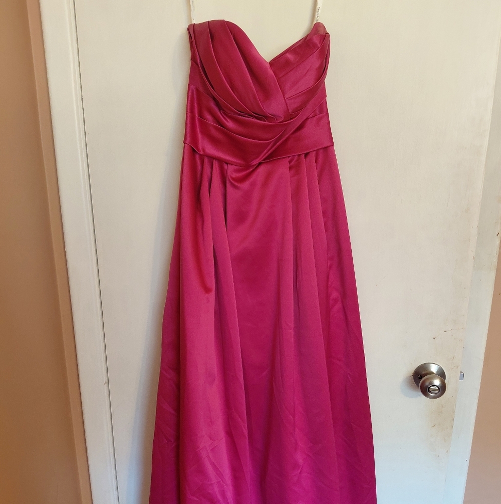 David's Bridal Pink Prom Dress